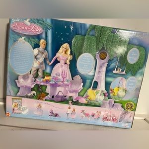 ✨ Swan Lake Barbie Enchanted Play Set NEW IN BOX✨